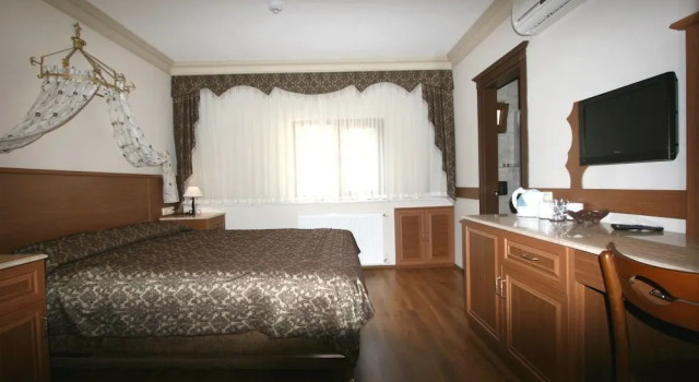 Номер Economy Grand Peninsula Hotel