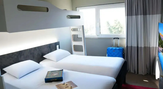 Семейный люкс ibis Caen Porte d’Angleterre