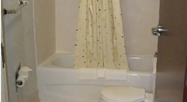 Четырёхместный номер Standard Kings Inn Mason,Ohio