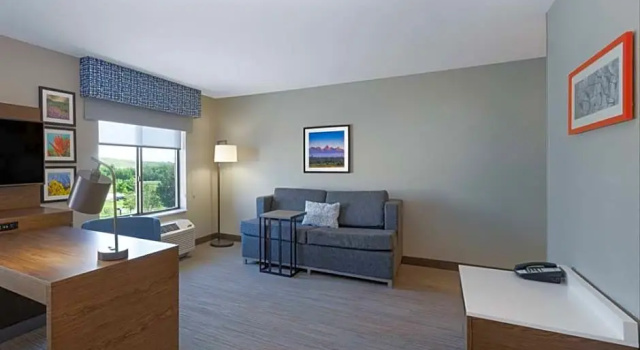 Студия Newly Renovated-Hampton Inn & Suites Casper