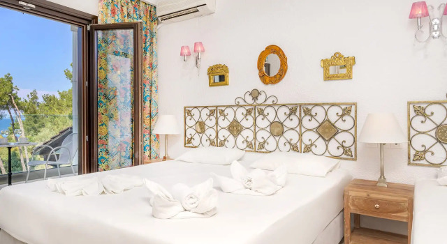 Трёхместный номер Standard Leandros Hotel