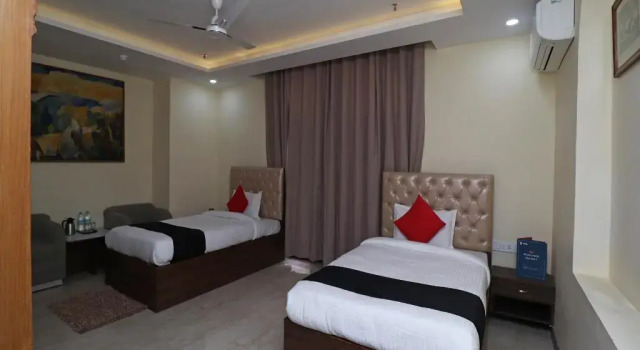 Hotel Savi International by OYO Rooms, Rezervovat Hotel  
