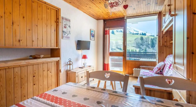 Studio La Clusaz, 1 pièce, 3 personnes - FR-1-459-91, Забронировать Отель Ла-Клюза Лыжный курорт на озере Анси, рядом с Плавательный бассейн Aravis