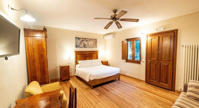 Agriturismo La Cerra, Забронировать Отель Отели Лацио с бассейном, Бассейн