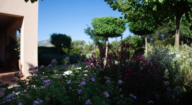 Villa Rosa with private pool, Athens Riviera, Забронировать Вилла Виллы Сароникос, Вилла