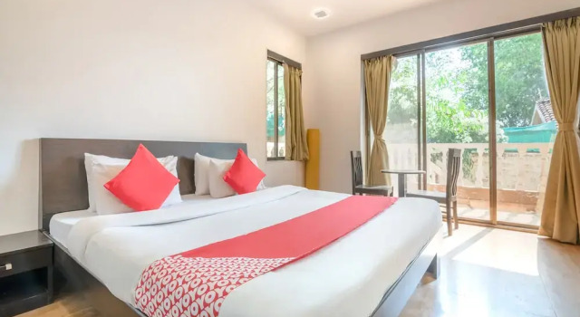 Capital O 29901 Verandah Goa, Prenota Hotel Anjuna 
