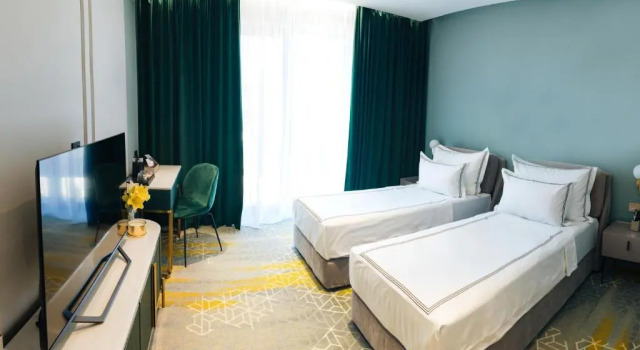 ARN Boutique Hotel, Rezerwuj Boutique Hotel Hotele w Carpathians - Romania z parkingiem, Parking