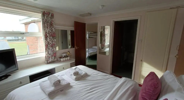 Семейный номер Standard Palm Court Hotel