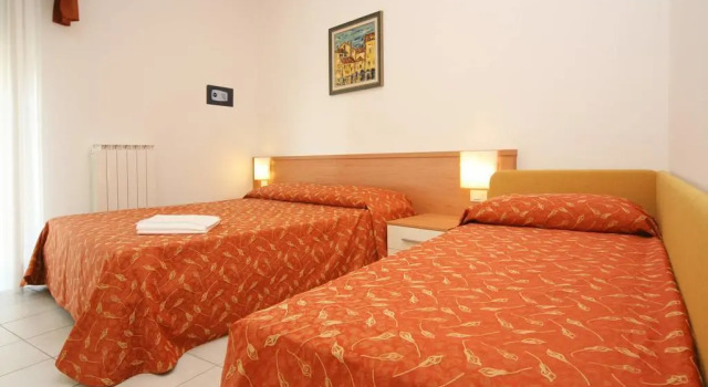 Hotel Villa Olga, Забронировать Отель Каорле Линьяно-Ривьера