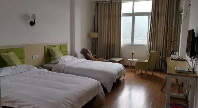 Yunhe pier 9 homestay