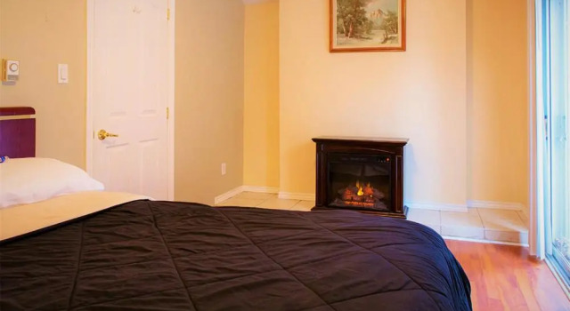 Suite Chalet Beaconsfield Motel
