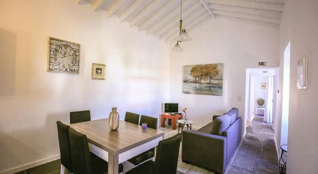 Коттедж с 2 комнатами Quinta das Giestas