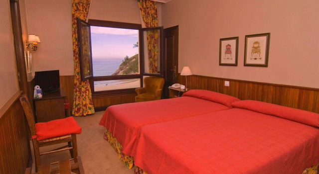 Mirador de la Franca, 预订 酒店 拉弗兰卡 Costa Verde