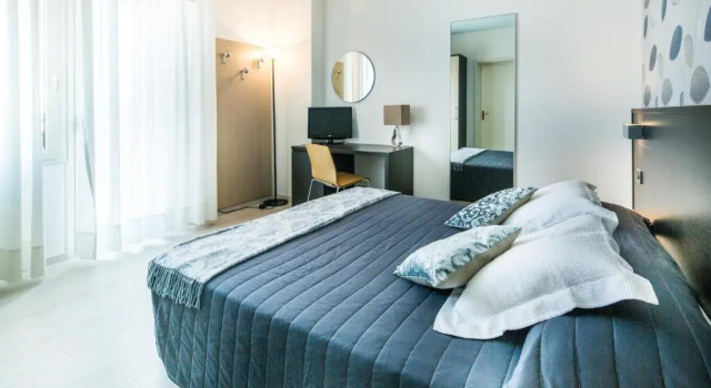 Двухместный номер Standard JO Hotel
