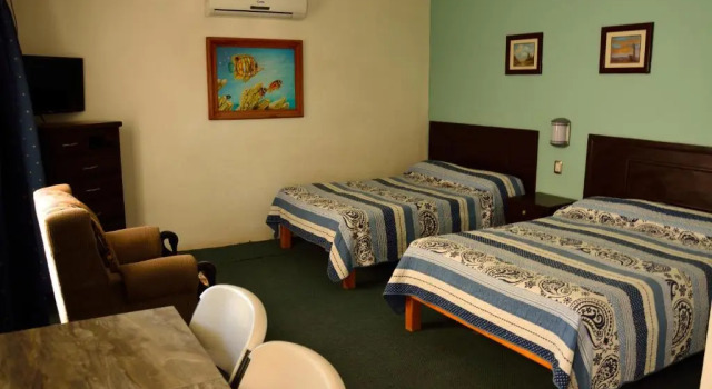 Четырёхместный номер Standard Eco Bay Hotel