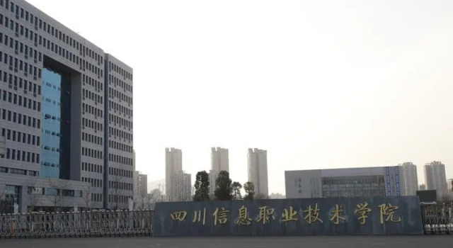 GreenTree Inn Guangyuan Wanda Plaza, Забронировать Отель Личжоу Гуанъюань