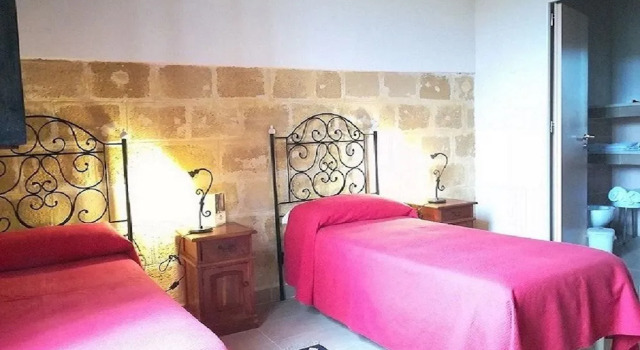 Baglio Spanò - Antiche Dimore di Sicilia, Book Bed and Breakfast Hoteller i Petrosino med parkering, Parkering