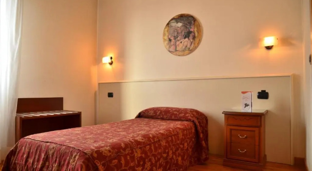Одноместный номер Standard Hotel HDomus
