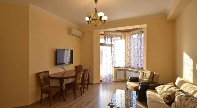 Apartment 86 Arami