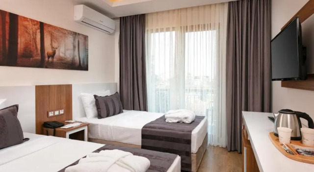 Двухместный номер Standard с балконом Le Marden Hotel Spa