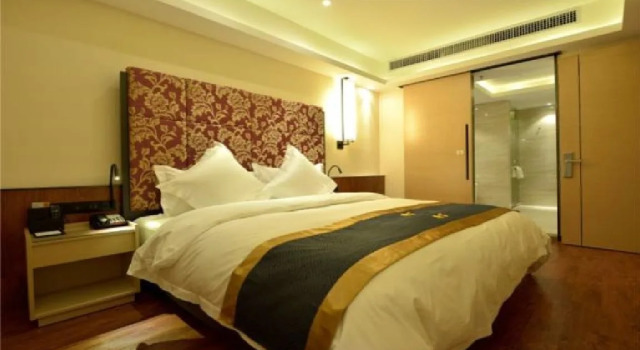 E-Cheng Hotel Liuzhou Central Plaza Branch, Rezervasyon Otel Liuzhou havuzlu oteller, Yüzme Havuzu