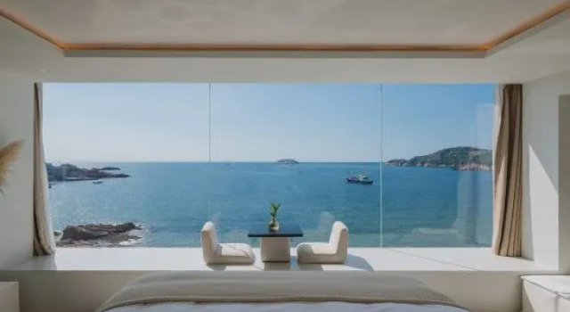 Люкс с видом на море Unscrupulous Boutique Art Villa
