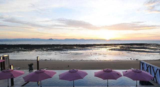 Seaview Nchantra Pool Villa