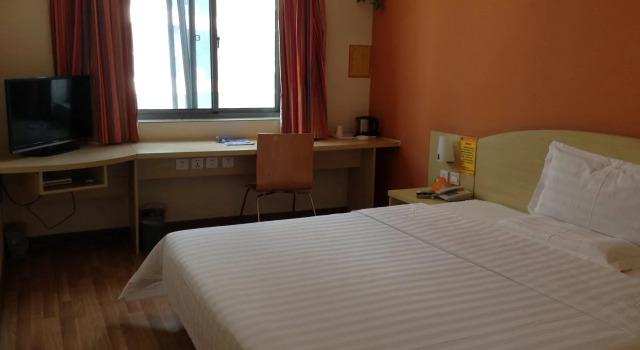 7Days Inn Kunshan South Station of High Speed Rail, Varaa Hotelli Hotellit Suzhou pysäköinnillä, Pysäköinti