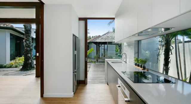Esprit 2 Palm Cove, Забронировать Отель Отели Cairns Beaches с парковкой, Парковка