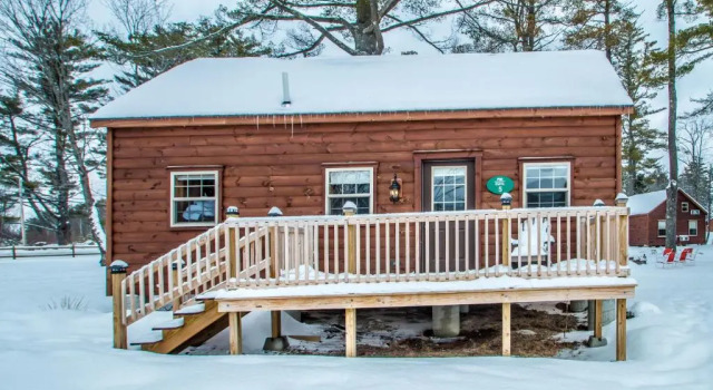Номер Standard с видом на озеро Presidential Mountain Resort