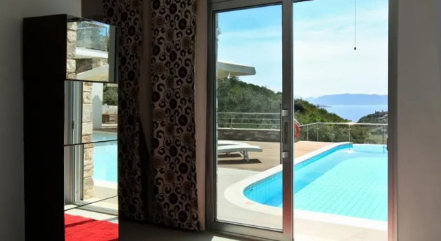 Carpe Diem Corfu Villas, Забронировать Отель Отели периферии Ионических островов с парковкой, Парковка