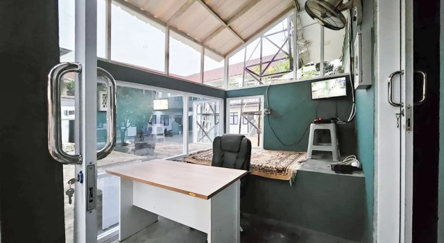 RedDoorz near Maulana Yusuf Stadium Serang, Buchen Sie Hotel Kumprung Banten
