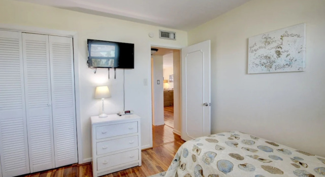 Номер Standard 143 El Matador 2 Bedroom Condo by RedAwning