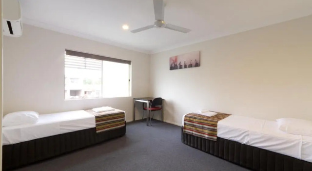 Апартаменты с 2 комнатами с балконом Rockhampton Serviced Apartments
