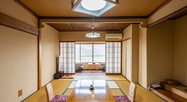 Номер Japanese-Style с красивым видом из окна Shirayunoyado Yamadaya Hakone Gora