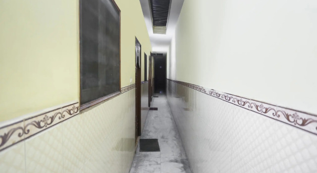 SPOT ON 65710 Raunak Guest House, Забронировать Гостевой дом Гургаон 