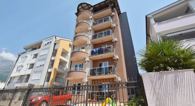 Apartment Tomba