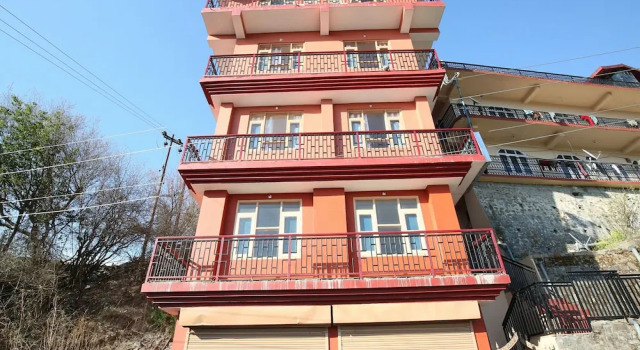 OYO 12718 Home 1BHK Hill View