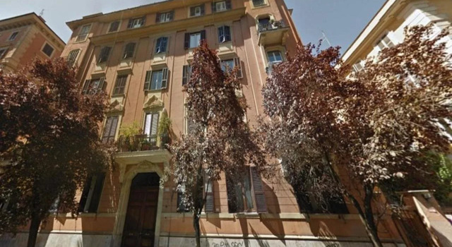 Charming Roma