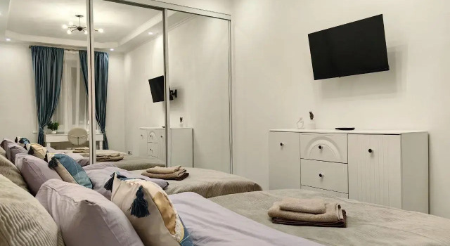 A cozy two-room apartment near the Akademicheskaya metro station, Book Apartment Moscow Russia