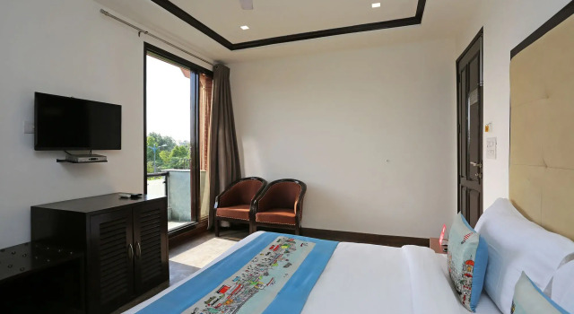 HOTEL VEER PALACE By GREYSKY NEAR AIIMS DELHI, Забронировать Отель Отели Нью-Дели с завтраком, Завтраки