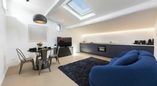 Апартаменты Comfort LVL apartments by MMega