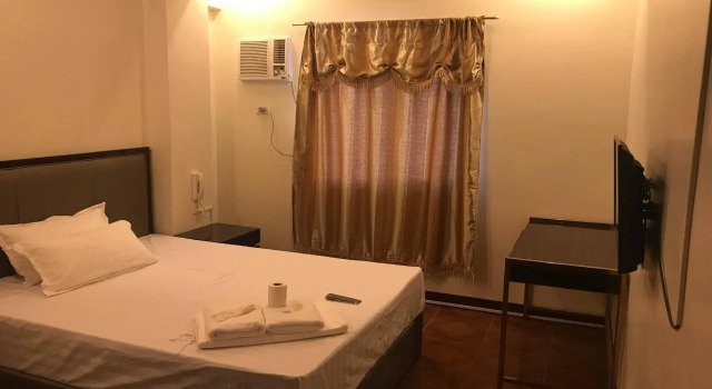 Meaco Royal Hotel - Malabon, Забронировать Отель Малабон Национальный Столичный регион