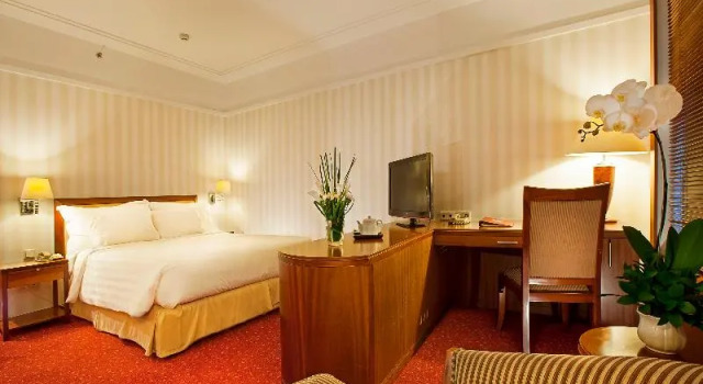 Standard Double room Redtop Hotel & Convention Center