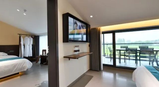 Люкс Jiuhua Mountain · Zhongmiao Xianju | 180° Field View Lodge (Jiuhua Mountain Transfer Center)