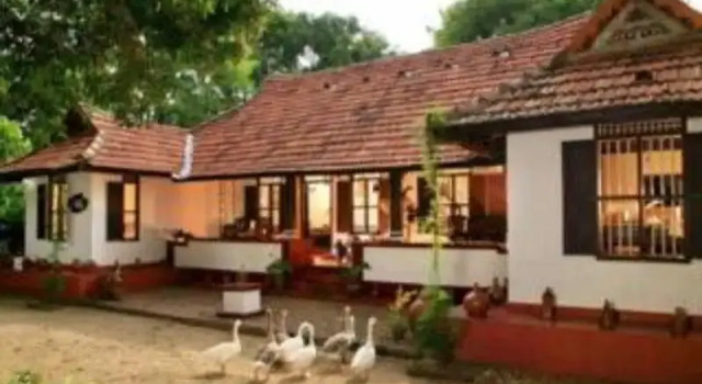 Royal Village, Забронировать Отель Отели Коччи 3 звезды, 3*