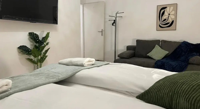 Номер Standard Private Room for Long Term Near Rennweg
