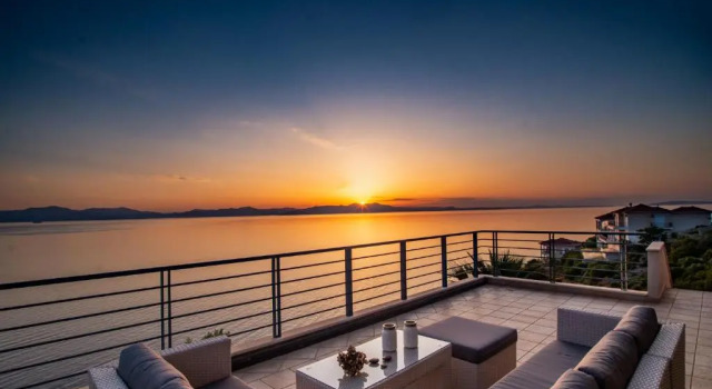 Вилла с видом на море Sea Whisper Villa Peloponnese