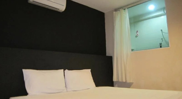 Amazon Hotel Kepong