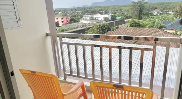 Полулюкс с балконом JS Residence Krabi